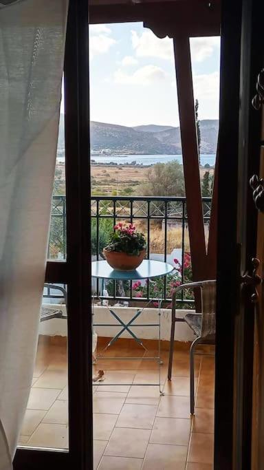 Marco Polo'S Mooring Cozy Navy House Apartment Anavyssos Bagian luar foto
