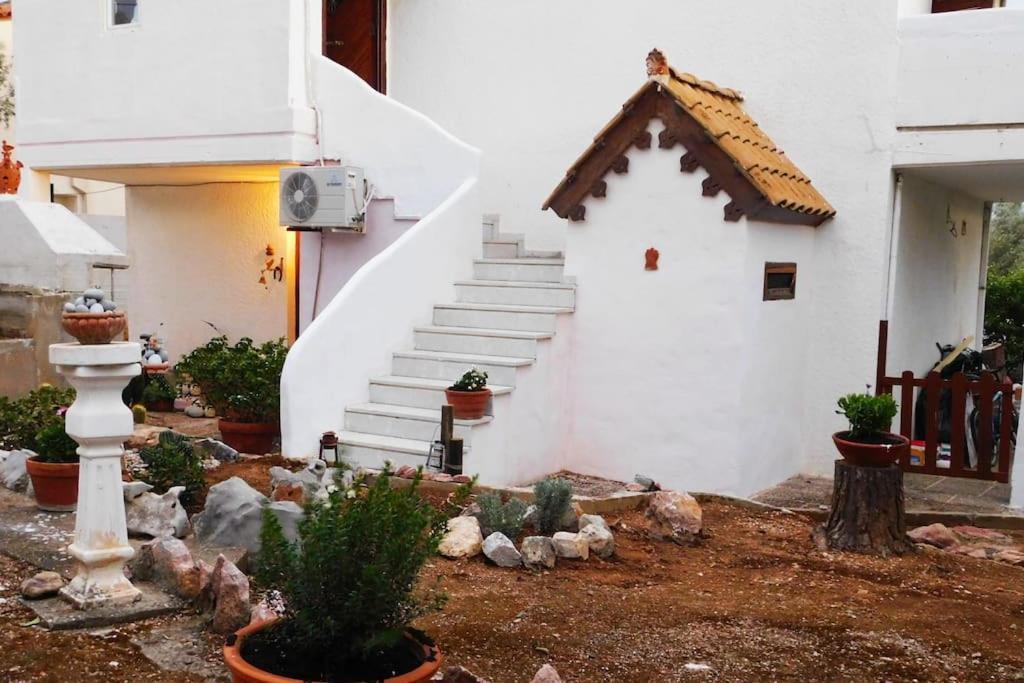 Marco Polo'S Mooring Cozy Navy House Apartment Anavyssos Bagian luar foto